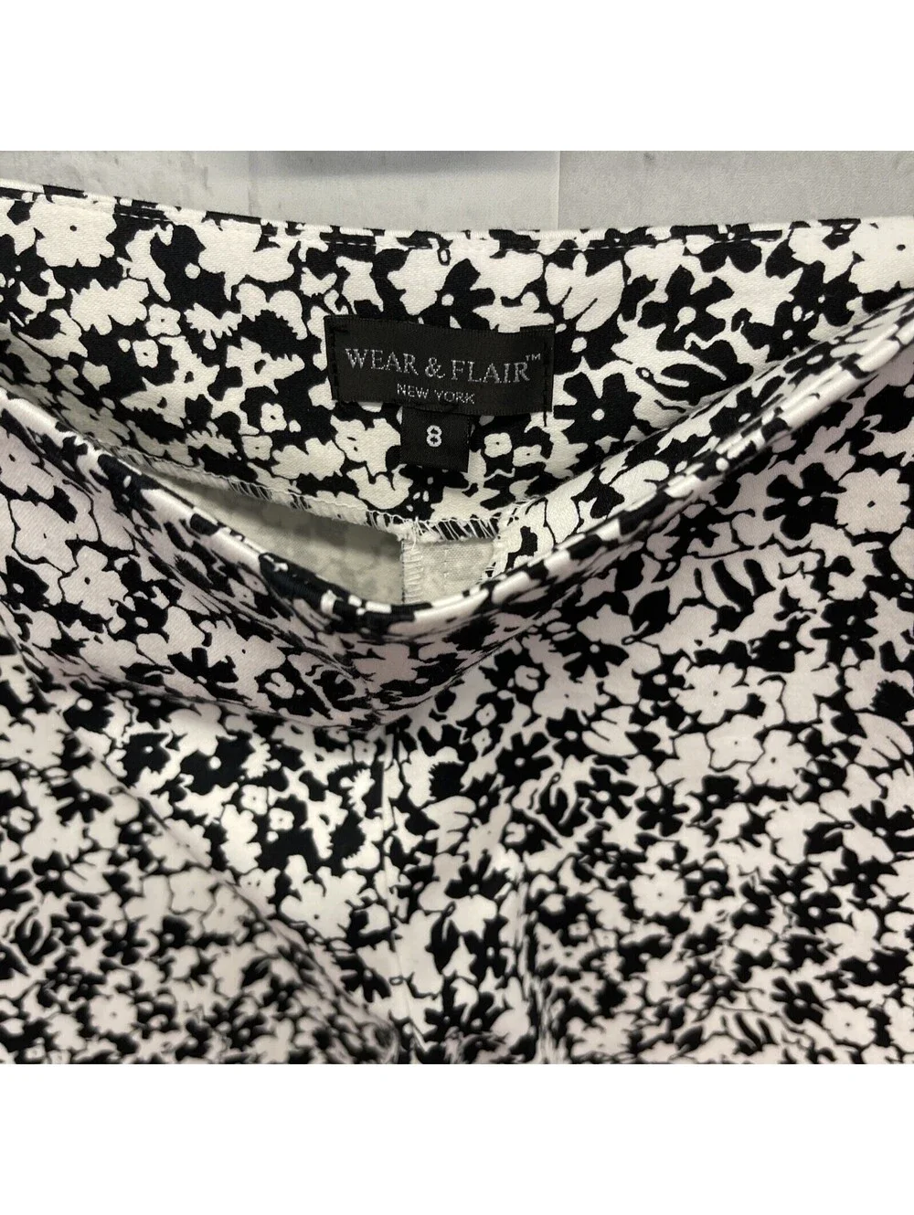 NWT Wear Flair Black White Floral Crop